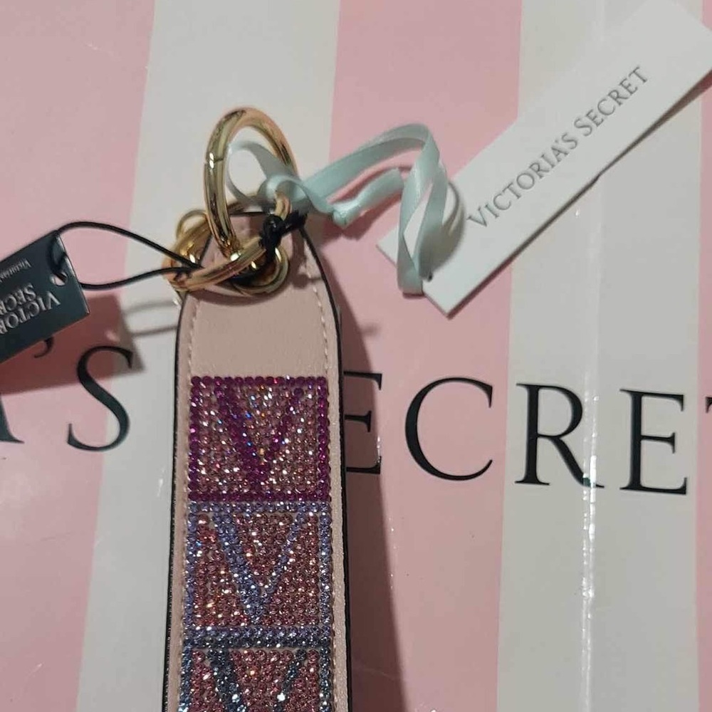 Victoria Secret Rhinestone Wristlet NWT - Picture 3 of 8